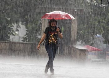 Vaguada provocará fuertes aguaceros y tormentas eléctricas en varias provincias este domingo