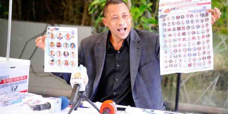 Restos del comunicador Rusvel Domínguez serán velados este lunes en Funeraria Blandino