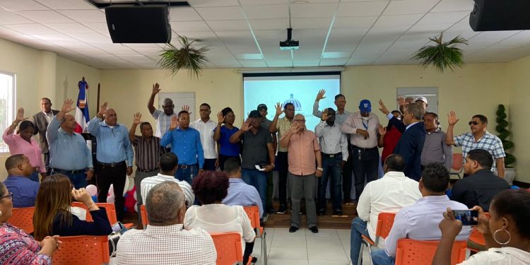 Director de Medios asegura Gobierno invierte más 16 mil millones en Región Enriquillo.