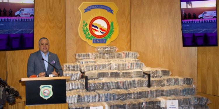 Ocupan 1,129 paquetes de cocaína en Puerto Caucedo