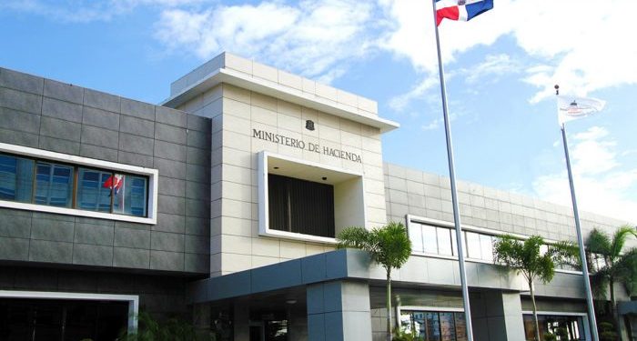 Crisis recientes son amargas y dura carga fiscal para el Estado