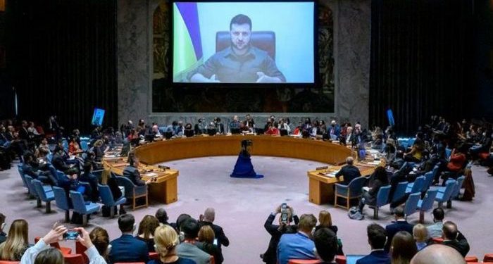 Zelenski se queja de incapacidad de ONU para detener guerra