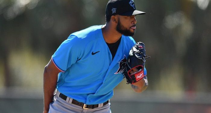 Alcántara abrirá primer juego de los Marlins