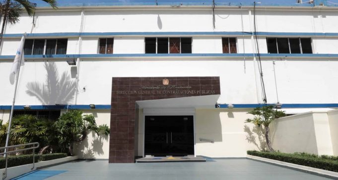 DGCP presenta guía para analizar contrataciones