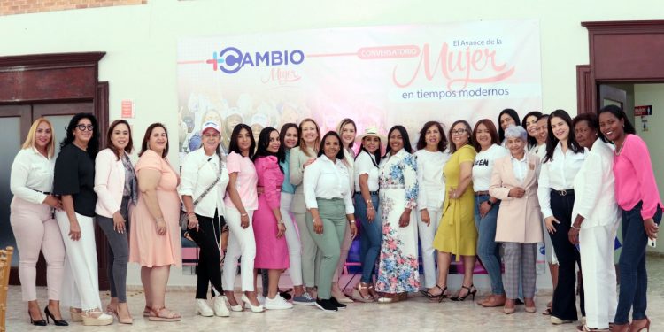 Mujeres del Movimiento Más Cambio llaman a la unión y la fuerza para estar más presentes en puestos congresionales y municipales