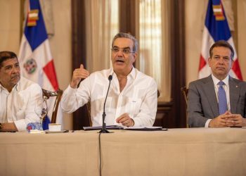 Presidente Abinader encabeza lanzamiento programa “A Comer: Del Campo al Colmado” que abaratará precios de alimentos canasta básica familiar
