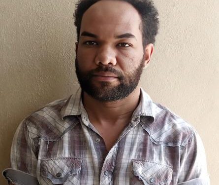 Detienen maestro acusado de masturbarse cuando daba “bola” a dos alumnas de 16 años