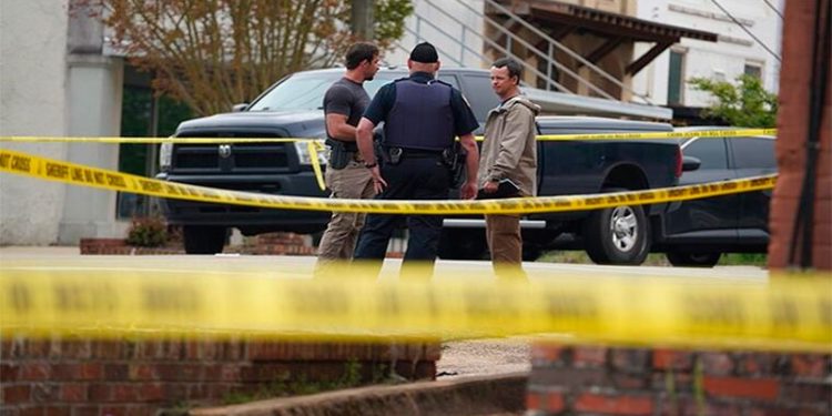 EEUU: Un tiroteo en Texas deja 5 fallecidos; el autor está a la fuga