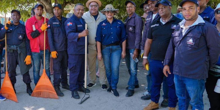 Medio Ambiente apuesta por una isla Saona más limpia para locales y turistas