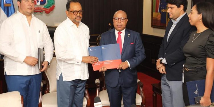 Poder Ejecutivo deposita en el Congreso Nacional proyecto de ley que crea el Ministerio de Justicia