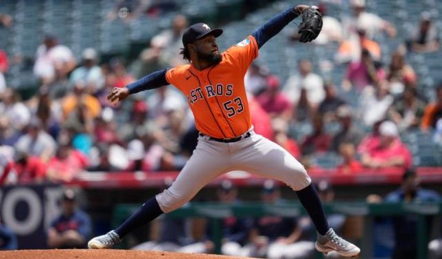 Dominicano Javier y cubano Álvarez guían a Astros en triunfo sobre Angelinos