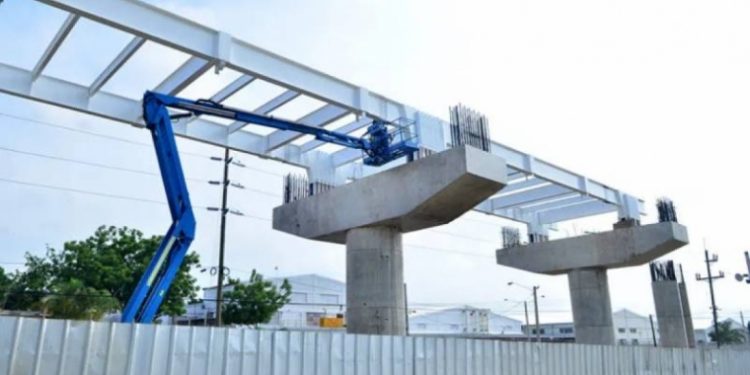 Abinader estimula avances trabajos para instalación Monorriel en Santiago