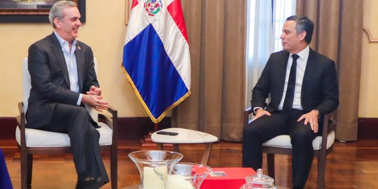 Presidente Abinader recibe en Palacio a presidentes de las Cortes Supremas de Justicia del Consejo Judicial Centroamericano y del Caribe