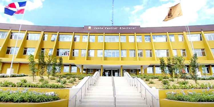 Junta Central Electoral limita cantidad precandidatos para cada cargo electivo