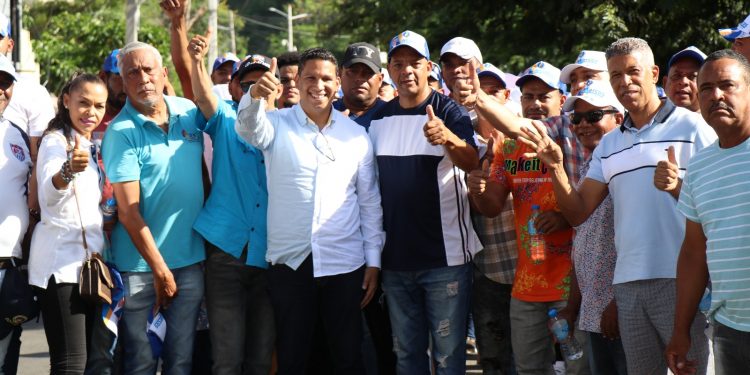 Aspirante a diputado del PRM por Santiago, concita apoyo de sectores circ #2