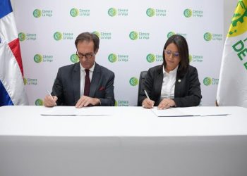 Cámara Comercio y Producción de La Vega y Barna firman acuerdo de colaboración