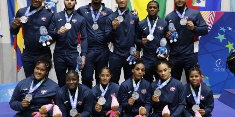 Delegación RD logra otra productiva jornada en los JJCC El Salvador