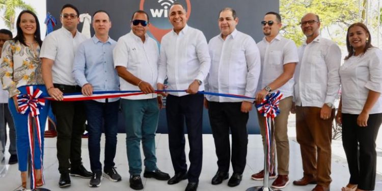 INDOTEL deja en funcionamiento tres nuevos puntos Wifi en Puerto Plata