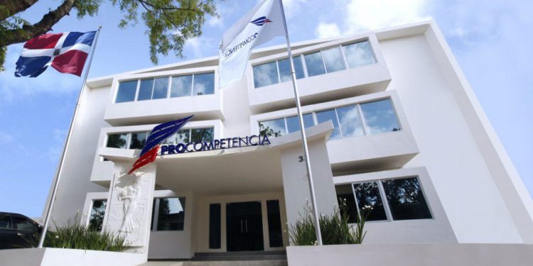 Procompetencia responde a medios sobre resultados de auditoría realizada por la Contraloría