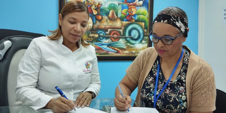 Hospital infantil Arturo Grullón firma acuerdo de colaboración a favor de jóvenes con discapacidad en riesgo de deserción escolar