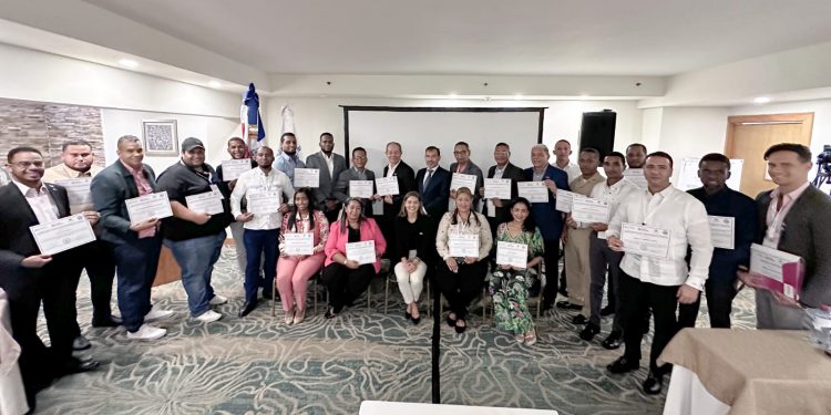 Interior y Policía y otras instituciones intensifican esfuerzos para combatir el tráfico de armas en RD