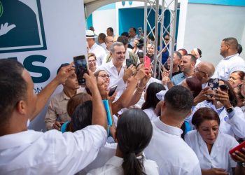 Presidente Abinader entrega remozado hospital de Villa Tapia e inaugura sede de INFOTEP especializado en turismo y centros comunales