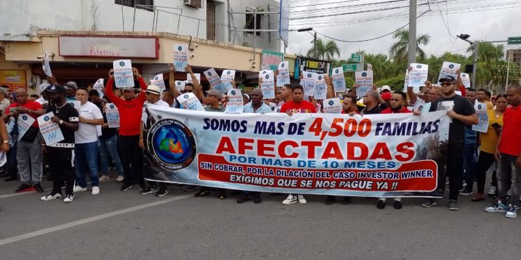 Inversionistas de Investor Winner piden a procuradora trasladar caso de Higüey a Delitos Financieros en la capital