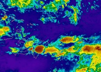 Ocho provincias en alerta por lluvias; posibles inundaciones urbanas en Santo Domingo