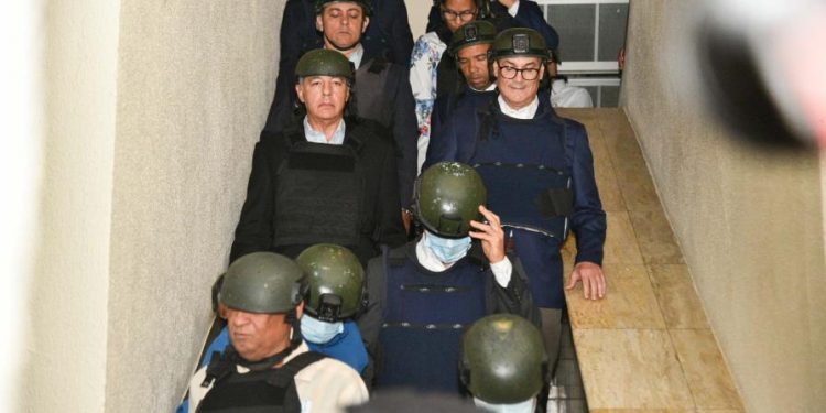 Donald Guerrero contrata lobista para combatir caso Calamar