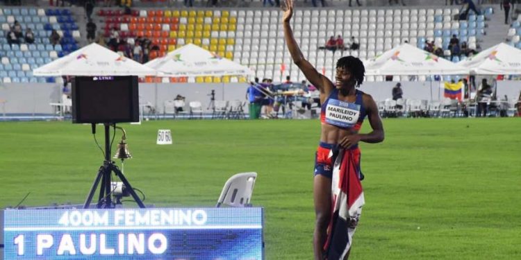 Marileidy Paulino gana oro de los 400 metros planos de los Centroamericanos y rompe récord
