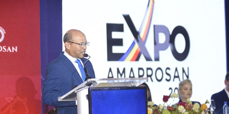 Inauguran Expo Amaprosan 2023 en Parque Central Santiago