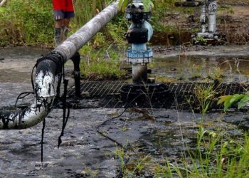 Poder Ejecutivo somete proyecto que permite a extranjeros explotar petróleo en el país