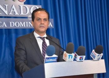 Iván Silva asume como vocero del PRD en el Senado