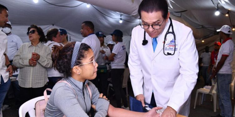 El ministro Daniel Rivera destaca aportes de la Ruta de la Salud