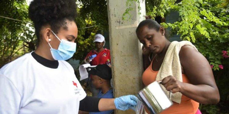 Salud Pública interviene sector Los Cocos ante sospecha de cólera