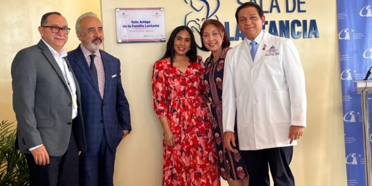 Entregan certificado Sala Lactancia Materna a Aeropuerto Cibao