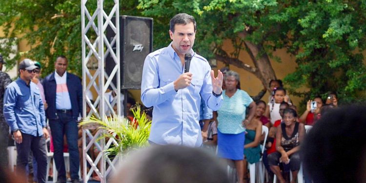Roberto Ángel anuncia construcción Plaza en memoria de víctimas de explosión en San Cristóbal