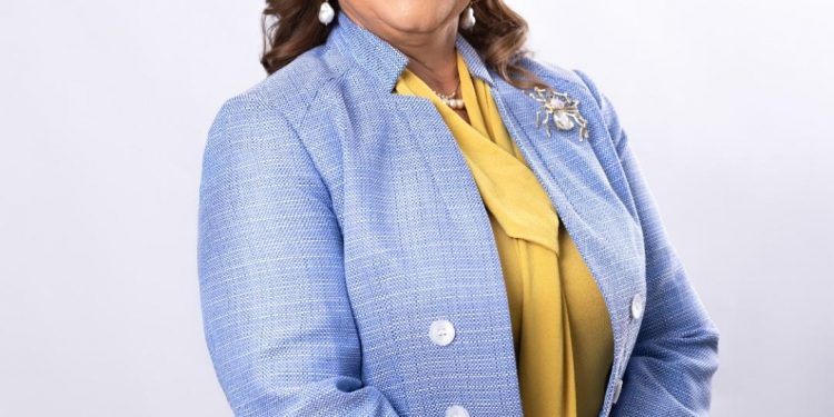 Gobernadora Rosa Santos vaticina triunfo en primera vuelta del presidente Luis Abinader en el 2024