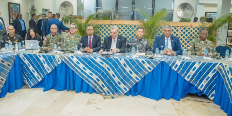 Abinader encabeza reunión de seguimiento de la seguridad ciudadana