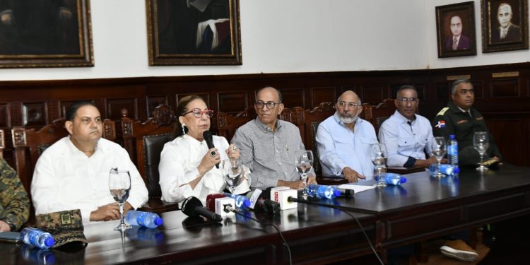 Autoridades de Santiago ofrecen detalles actos 16 de agosto y visita del presidente Abinader en Santiago