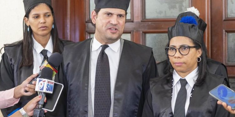 Tribunal aplaza inicio de audiencia contra imputados del caso Cattleya