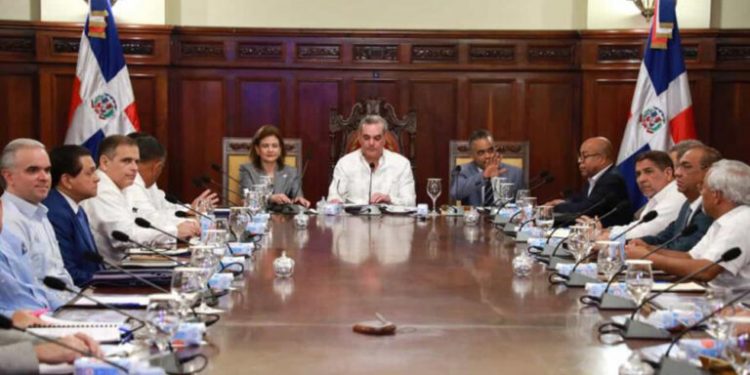 Gobierno dice que la economía crecerá entre 3% y 4%