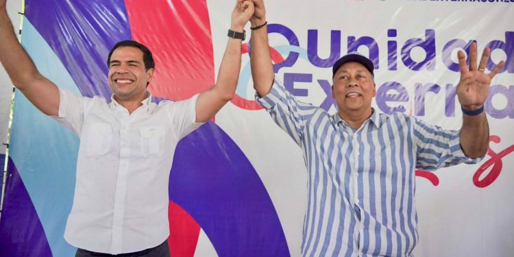 Roberto Ángel y Luis René Canaán posicionan la Unidad Externa con Luis en Hermanas Mirabal