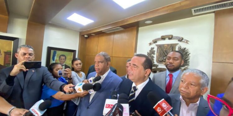 FP, PLD y PRD ratifican a JCE dejar sin efecto comunicado prohíbe actividades proselitistas