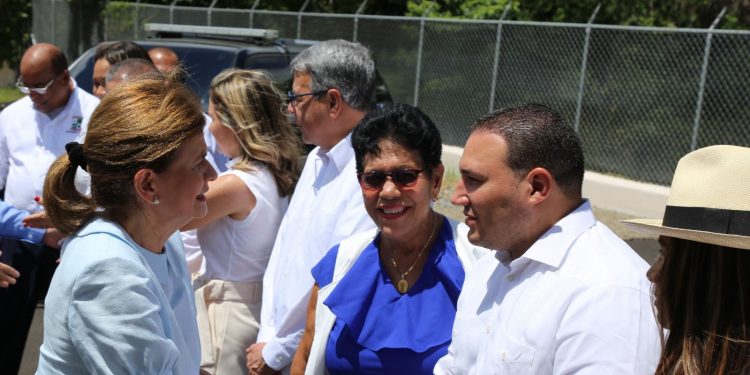 Precandidato a diputado Gilberto Serulle valora acciones de la vicepresidenta Raquel Peña en favor de Santiago