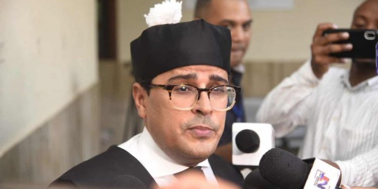 Aplazan para el lunes conocimiento de hábeas corpus a hombre que golpeó agente de Digesett