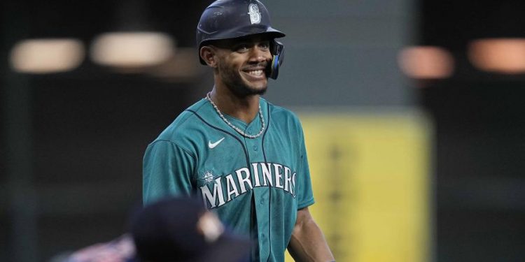 julio Rodríguez sigue haciendo historia con los Marineros