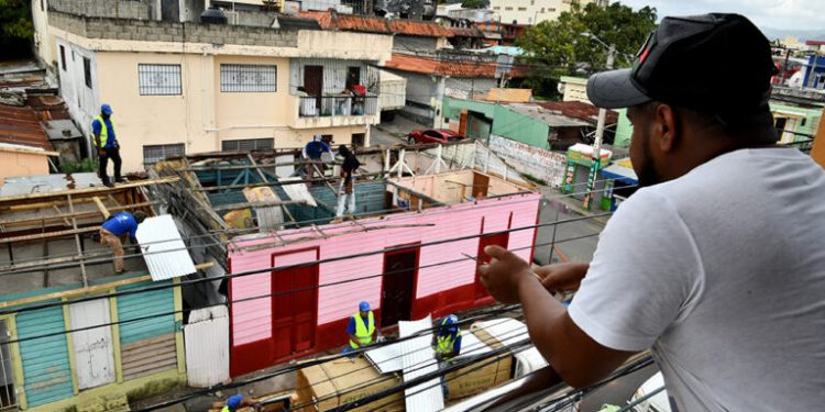 El Gobierno declara prioridad la ayuda para San Cristóbal