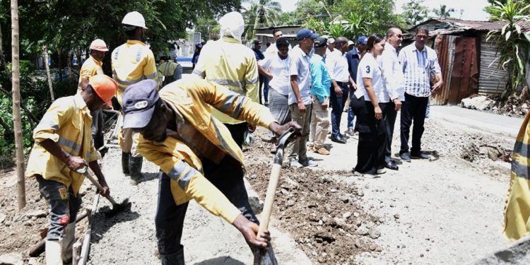 MOPC construye obras en SDN por un monto que supera los RD$1,000 millones