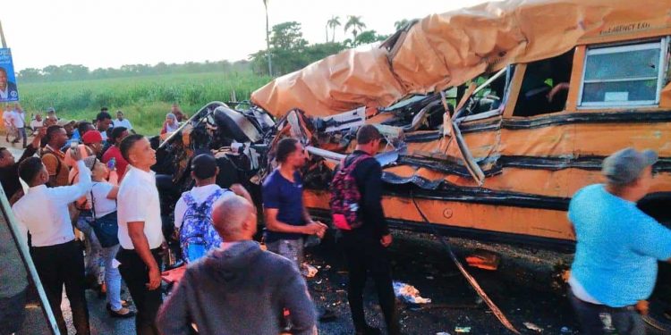 Al menos 4 muertos y varios heridos durante accidente en Higüey